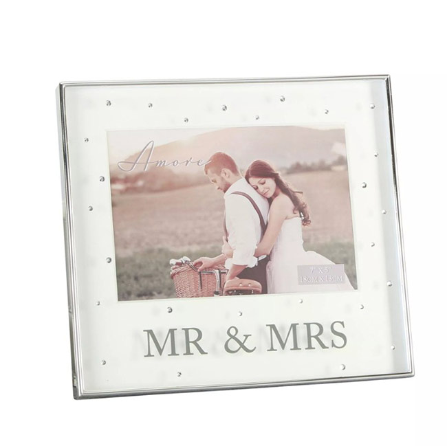 Mr & Mrs Frame