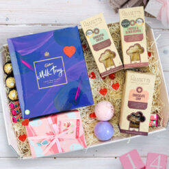 Valentine's Day Treats Hamper