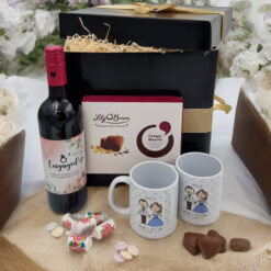 Engaged and happy Gift Set