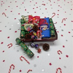 Crackers & Treats Christmas Hamper2