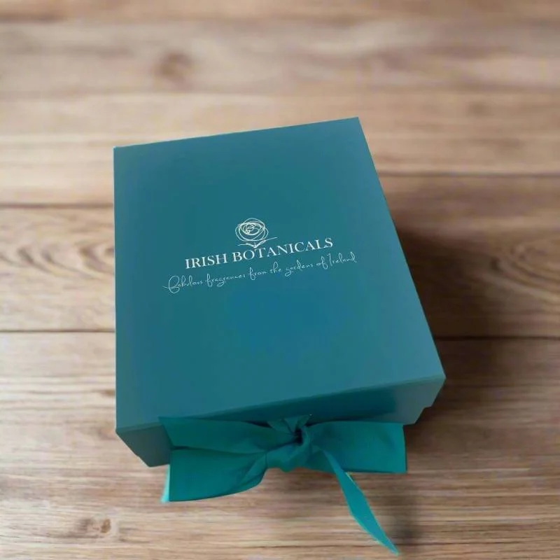 Irish Botanicals Sweet Kombu & Seagrass Gift Set2