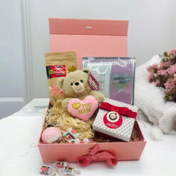 Mums Sweet Embrace Hamper