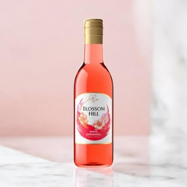 Blossom Hill White Zinfandel Quarter Bottle