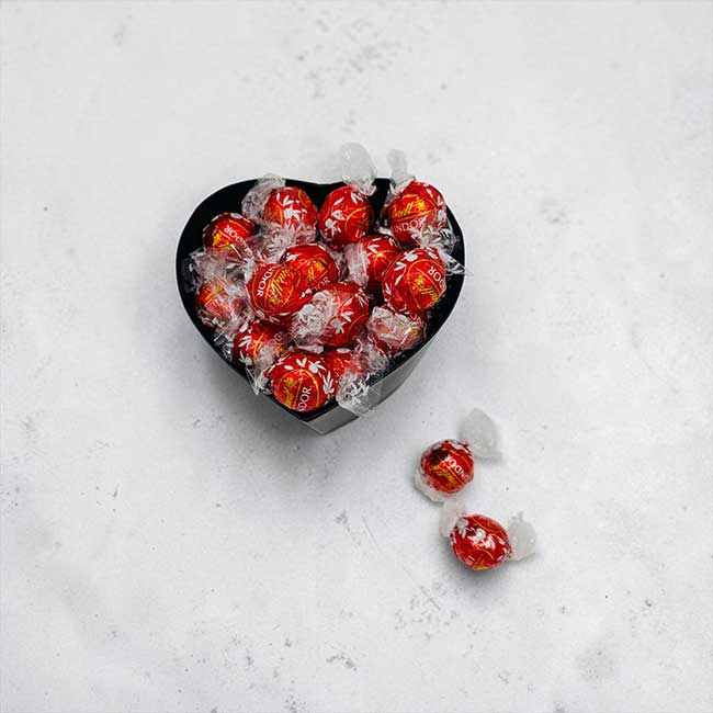 Lindor Petite Heart Chocolate Box